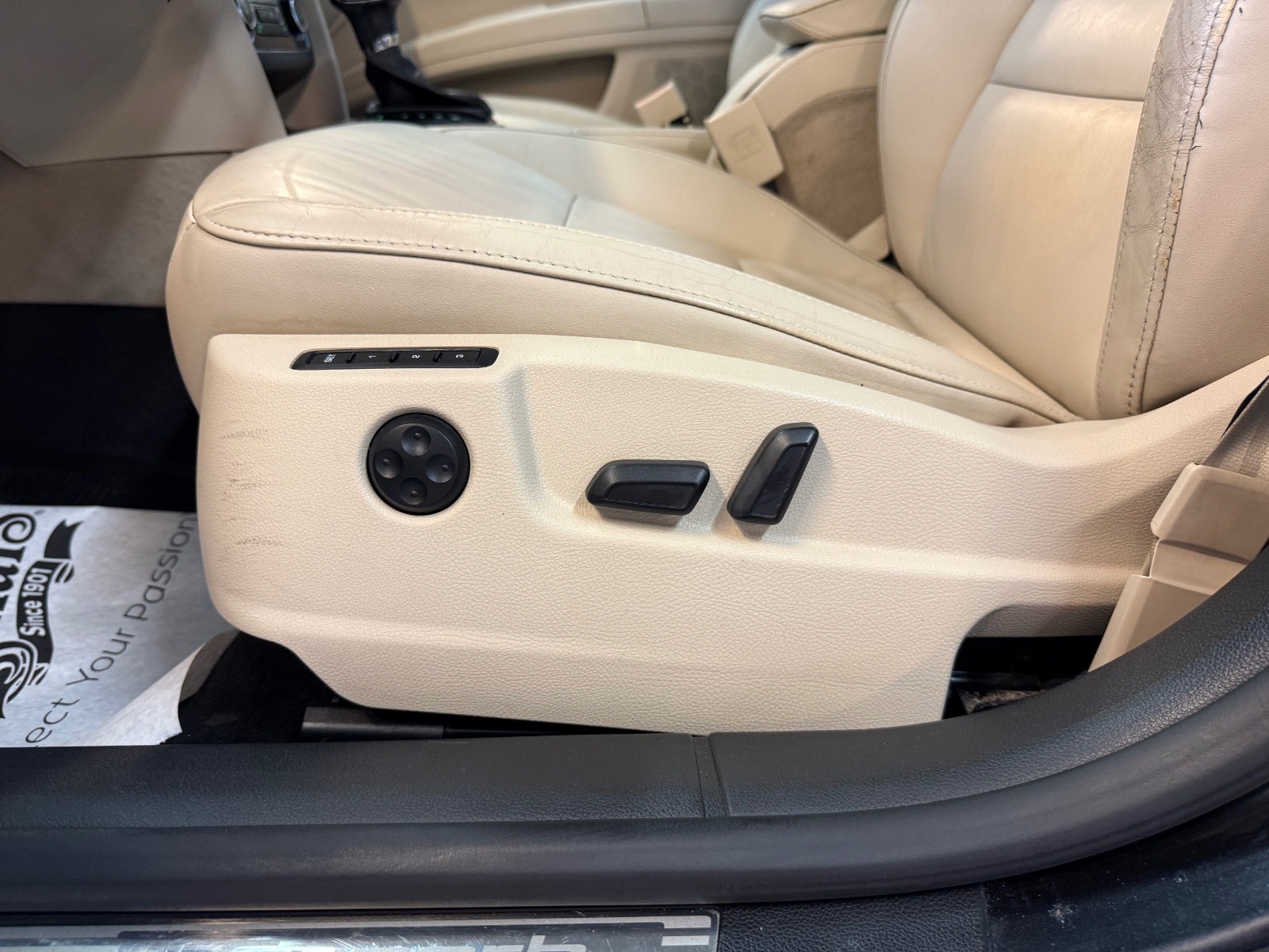 Škoda Superb Combi 2.0 TDI 4x4 DSG Sequential, 6-trins, 140ps, 2012