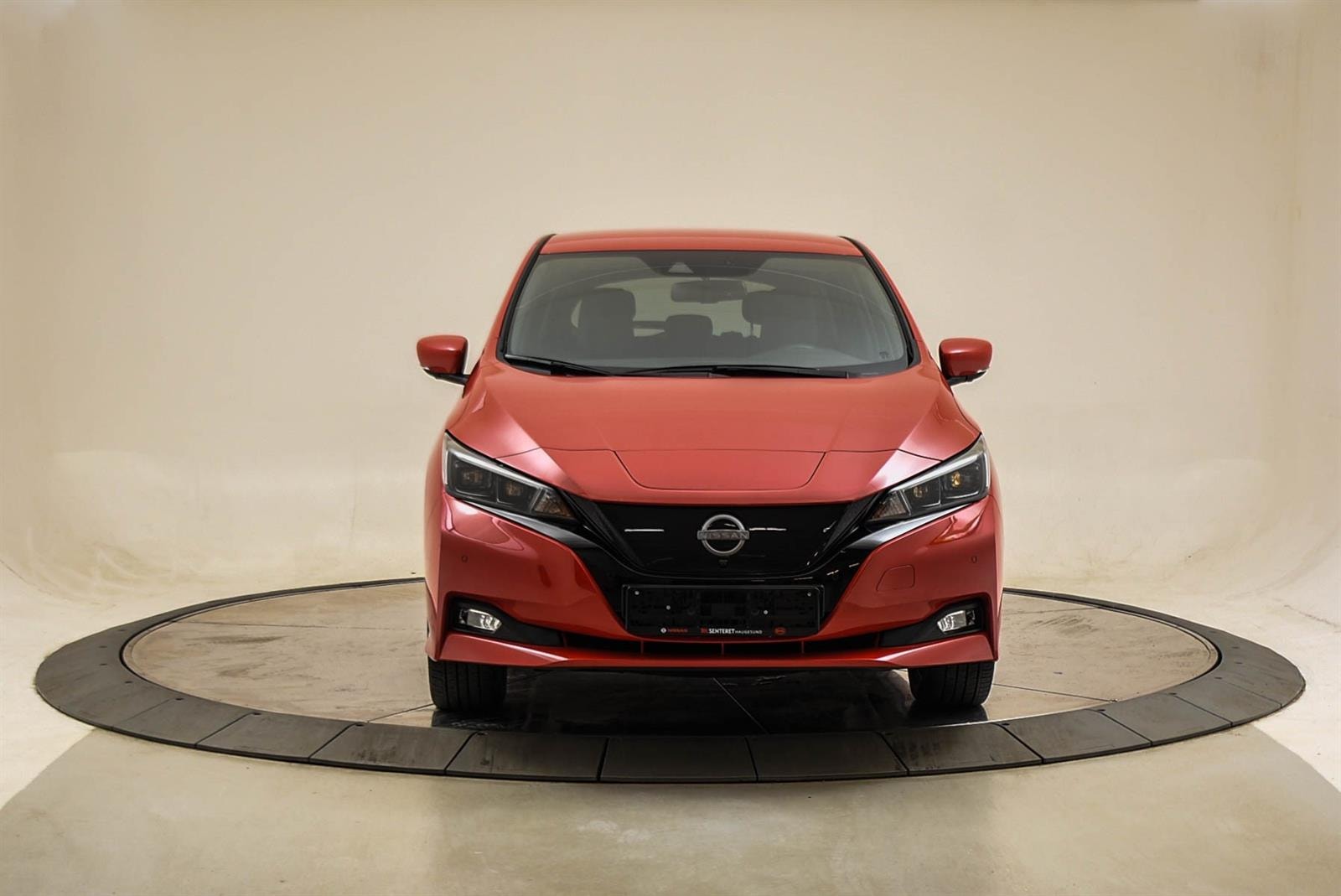 Nissan Leaf e+, 217hp, 2023