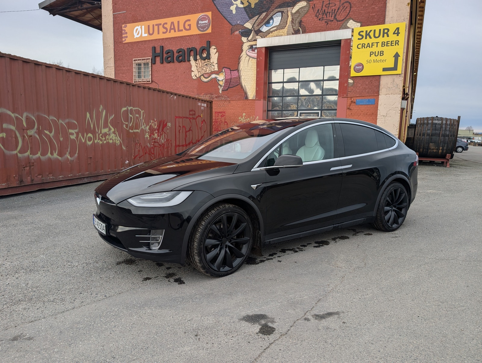 Tesla Model X Standard Range, 333hp, 2019