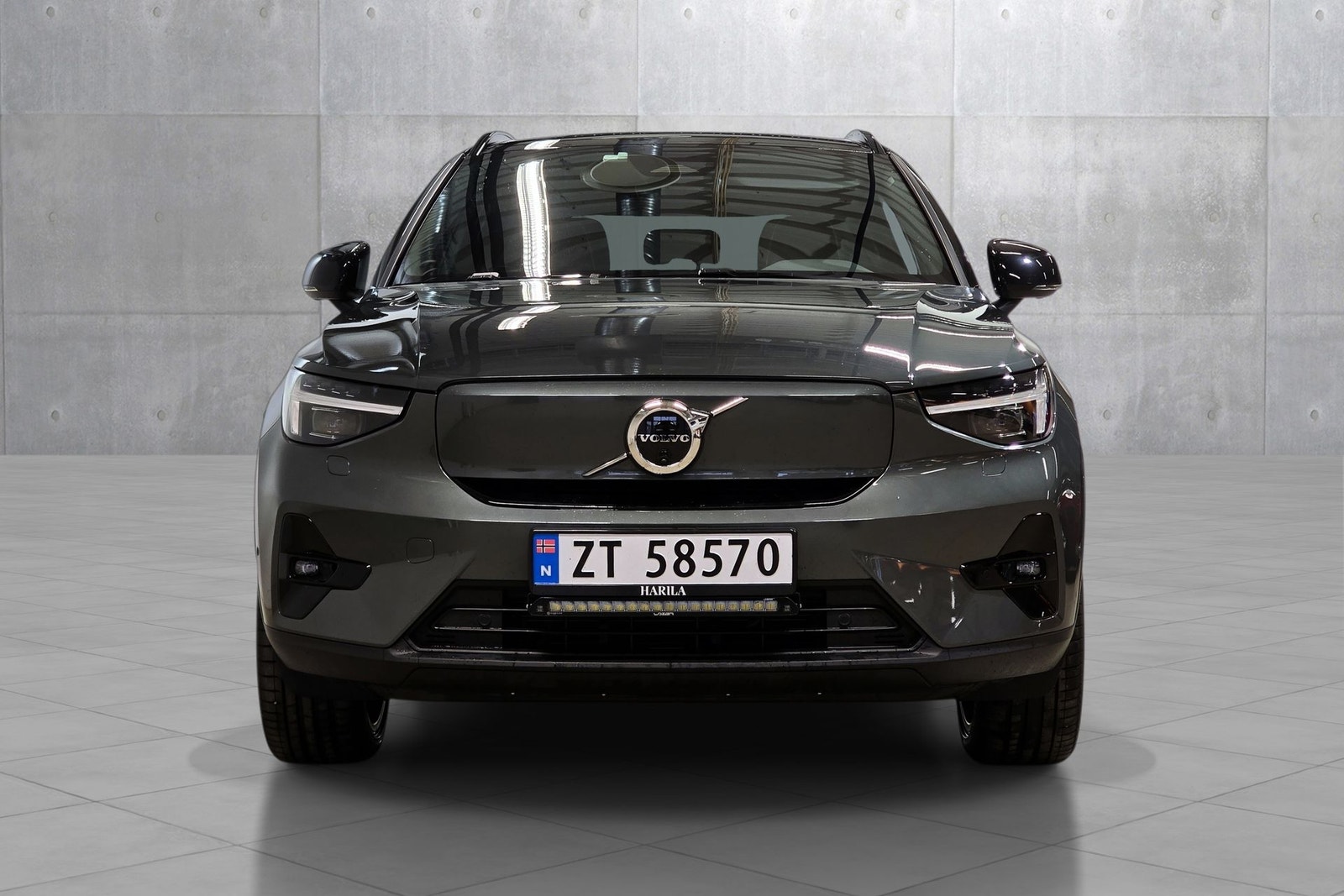 Volvo EX40 Twin Motor, 408ps, 2026