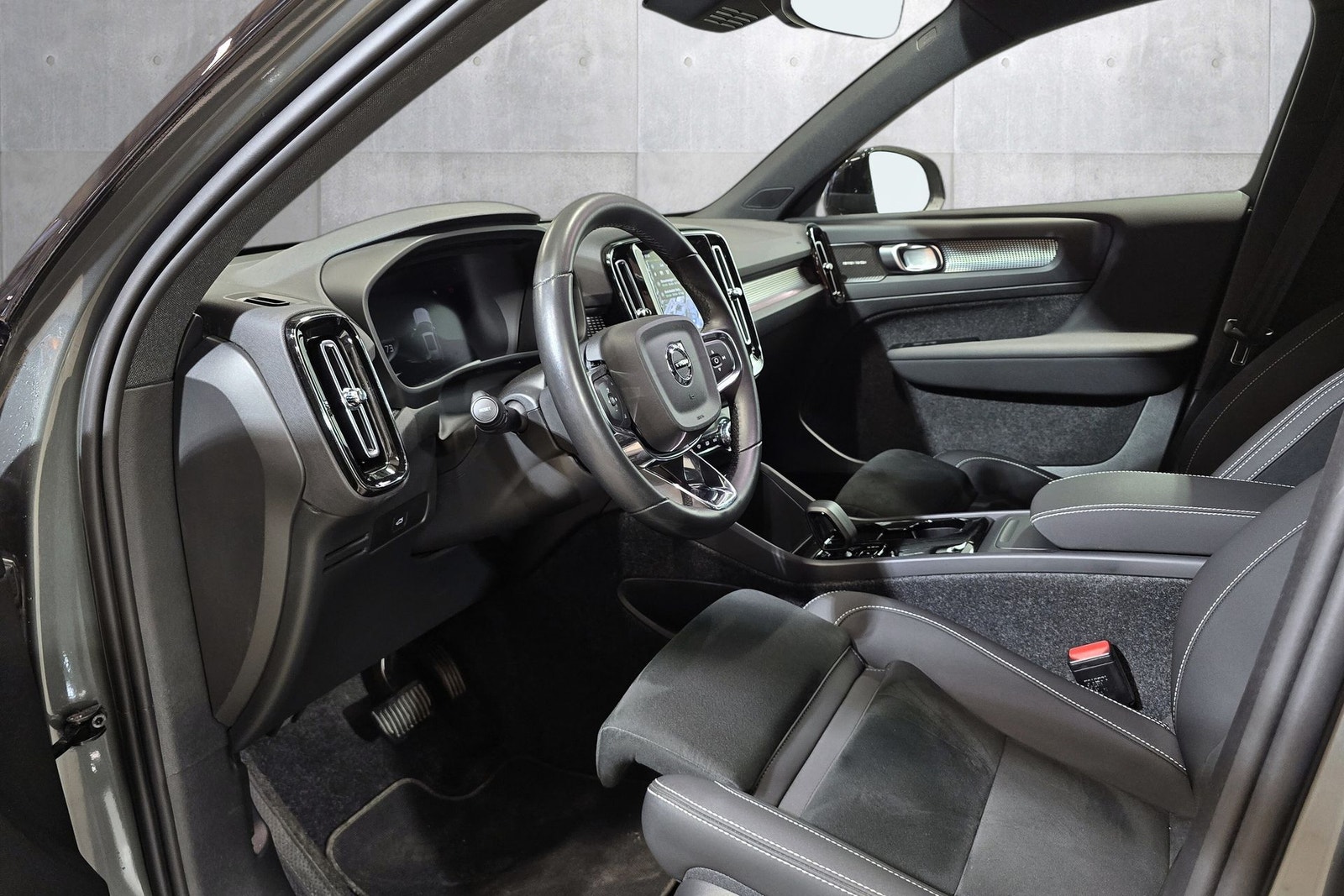 Volvo EX40 Twin Motor, 408ps, 2026