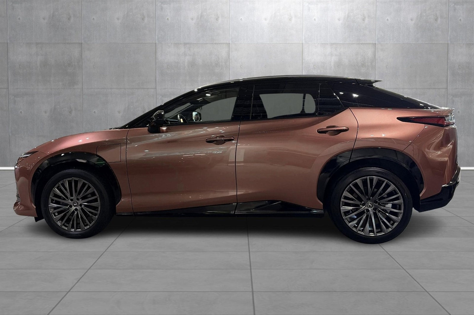 Lexus RZ 450e, 313hp, 2023