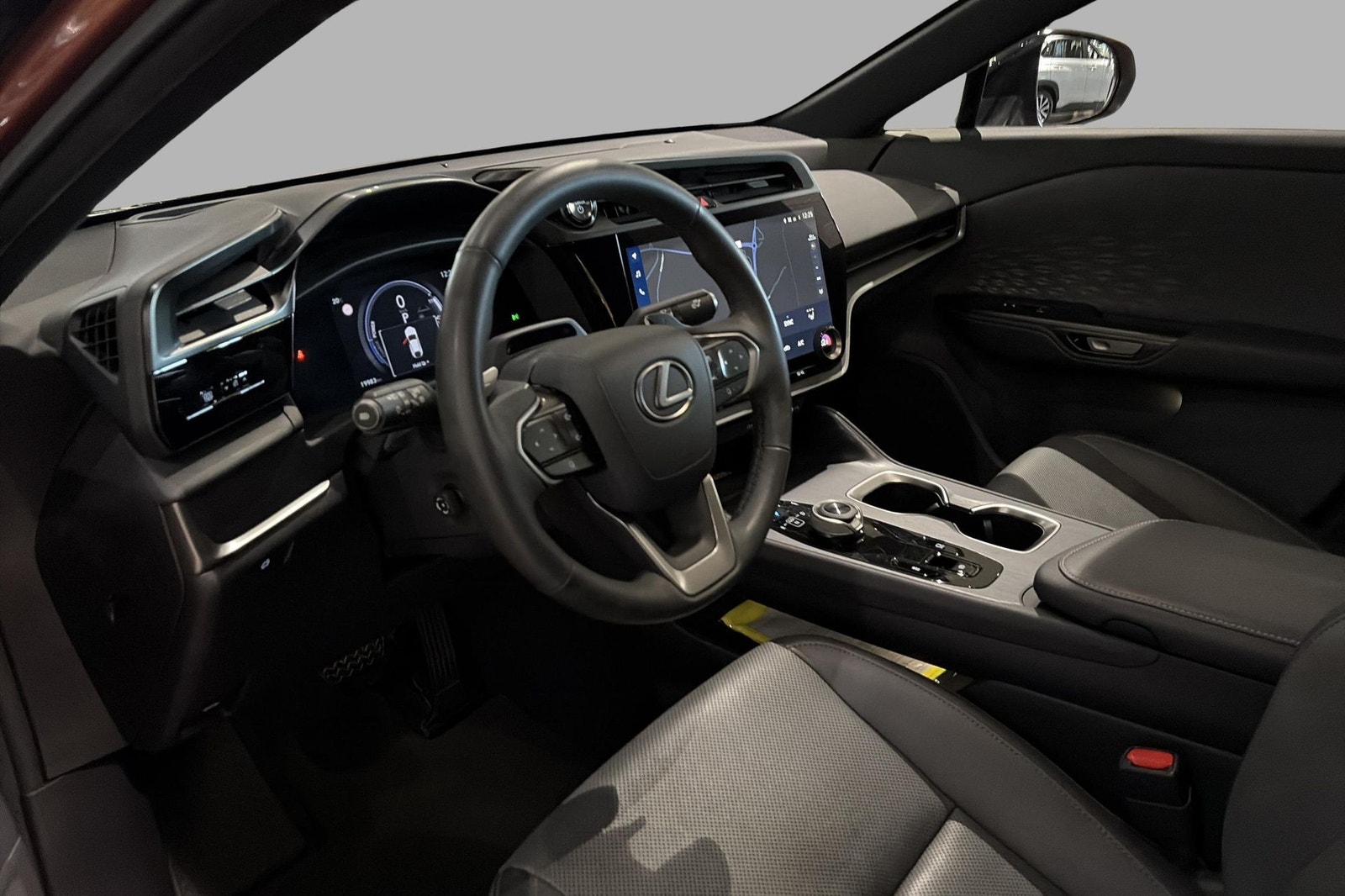 Lexus RZ 450e, 313hp, 2023