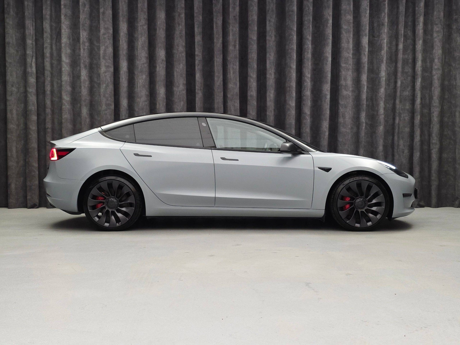 Tesla Model 3 Performance, 534hp, 2023