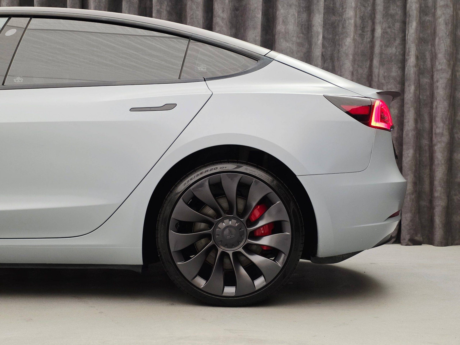 Tesla Model 3 Performance, 534hp, 2023