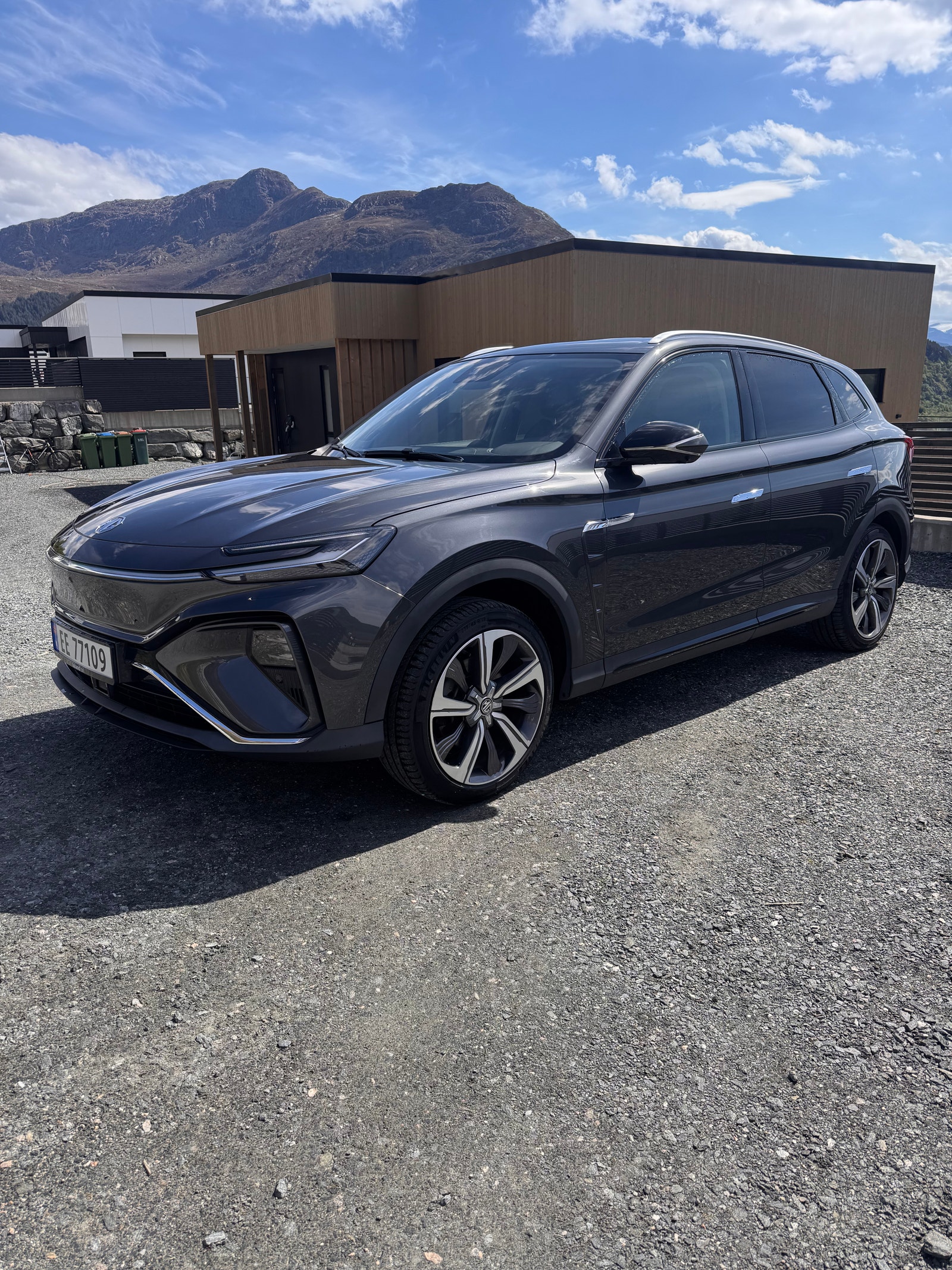 MG Marvel R Performance Automatic, 288hp, 2022
