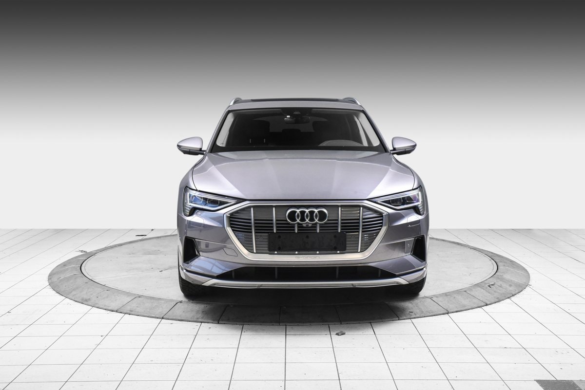 Audi e-tron 50 quattro, 313hp, 2022