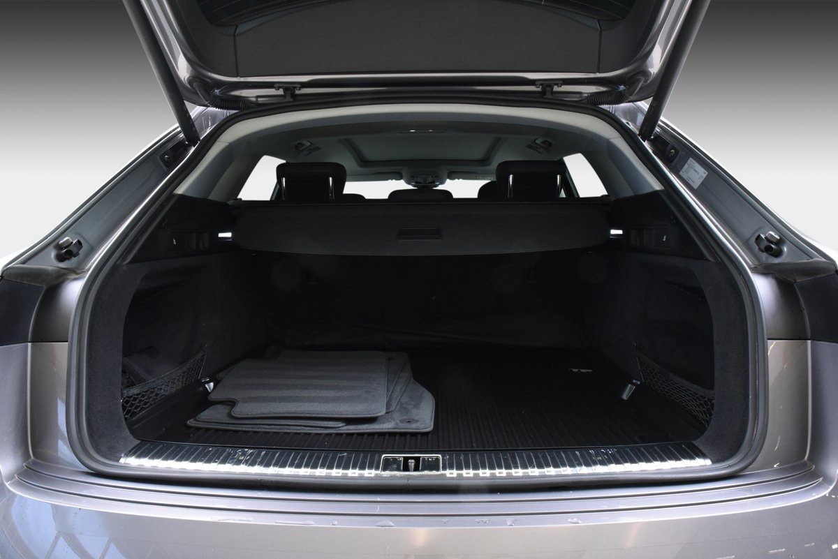 Audi e-tron 50 quattro, 313hp, 2022