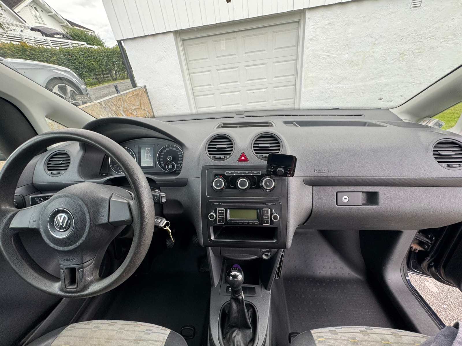 Volkswagen Caddy Maxi Panel Van 1.6 TDI DPF Manual, 102hp, 2011