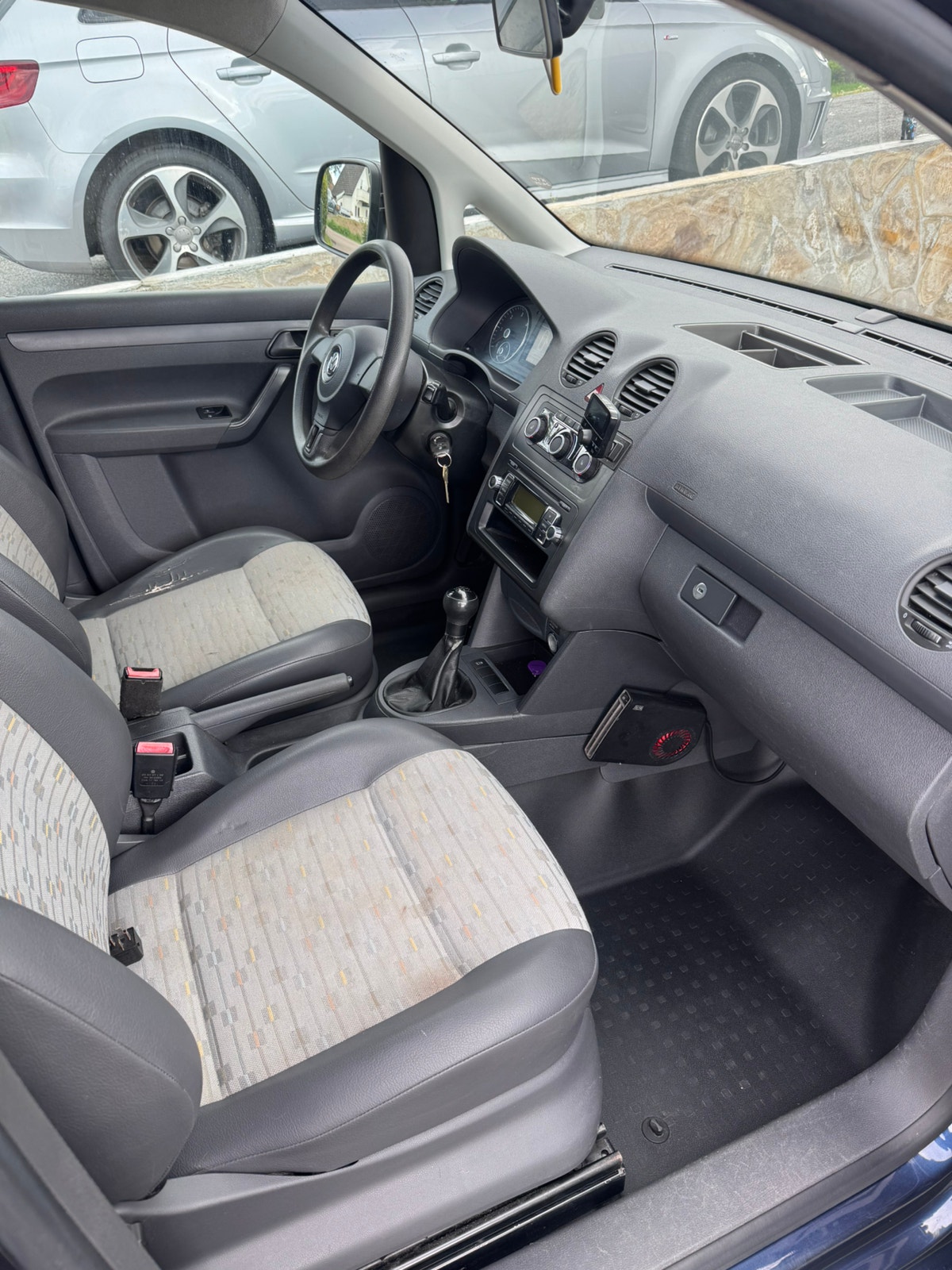 Volkswagen Caddy Maxi Panel Van 1.6 TDI DPF Manual, 102hp, 2011