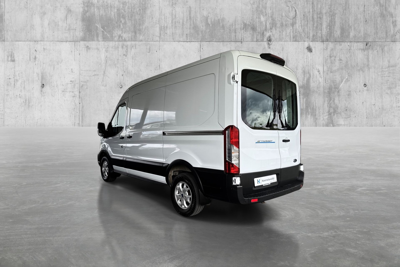 Ford E-Transit 350, 269ps, 2023