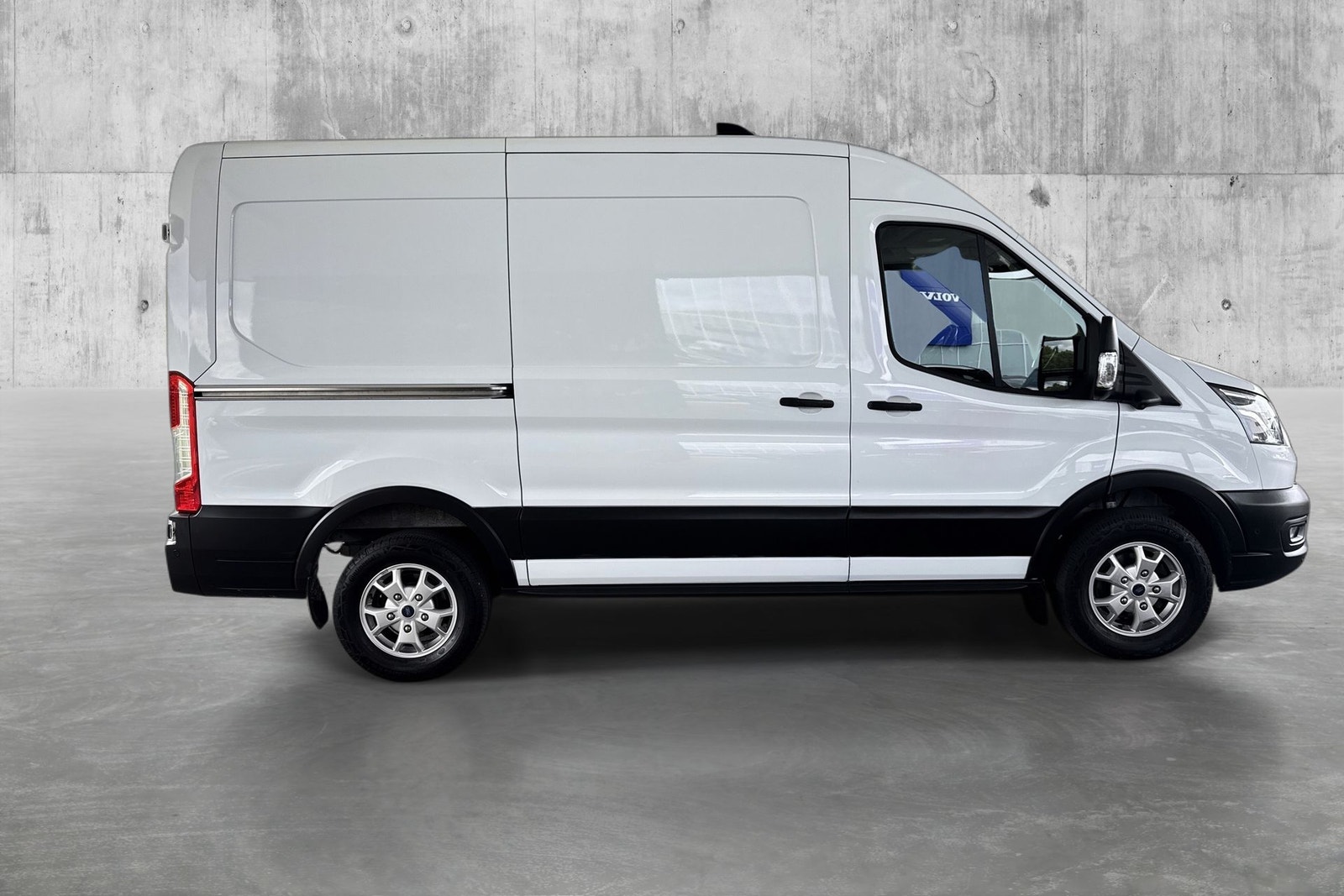 Ford E-Transit 350, 269ps, 2023