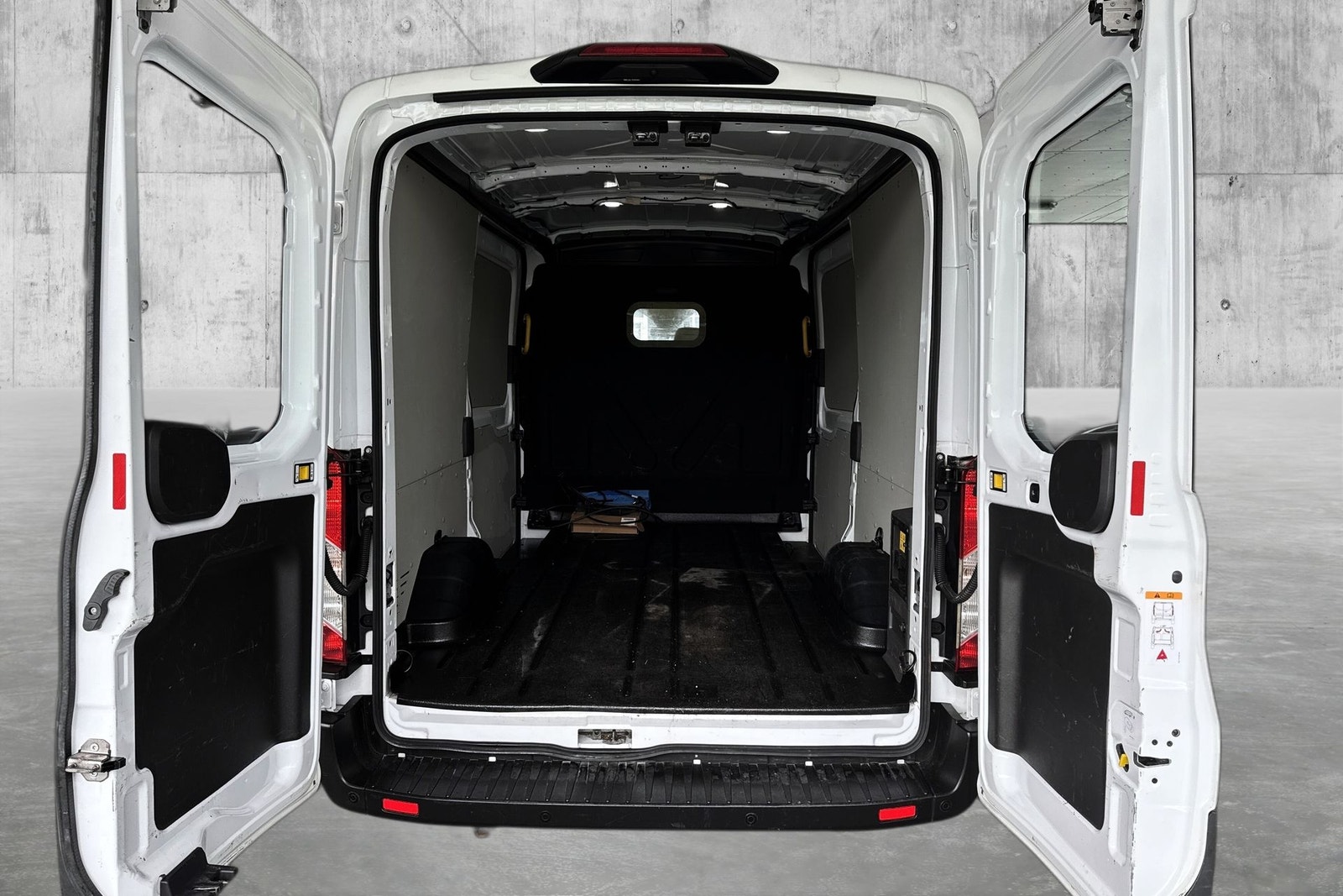 Ford E-Transit 350, 269ps, 2023