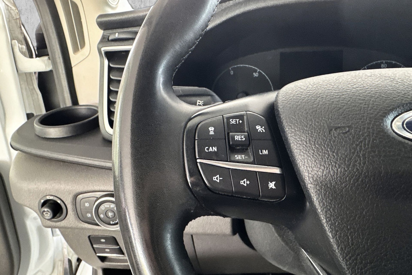 Ford E-Transit 350, 269ps, 2023