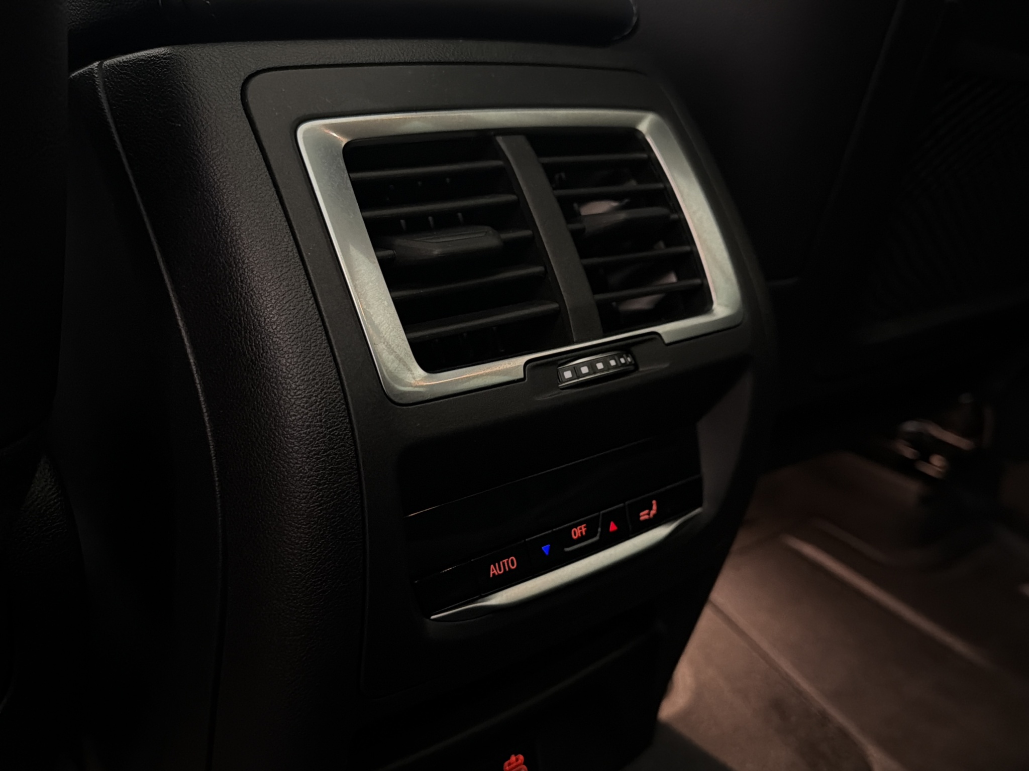 BMW iX3, 286ps, 2023