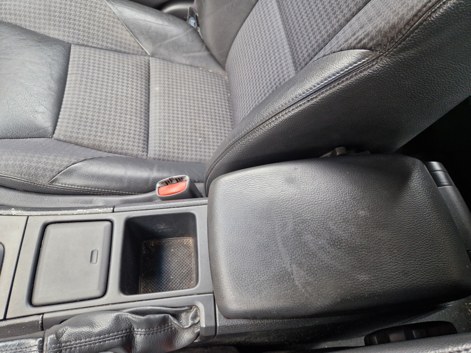 Volvo V70 2.4D Automatisk, 130hk, 2004