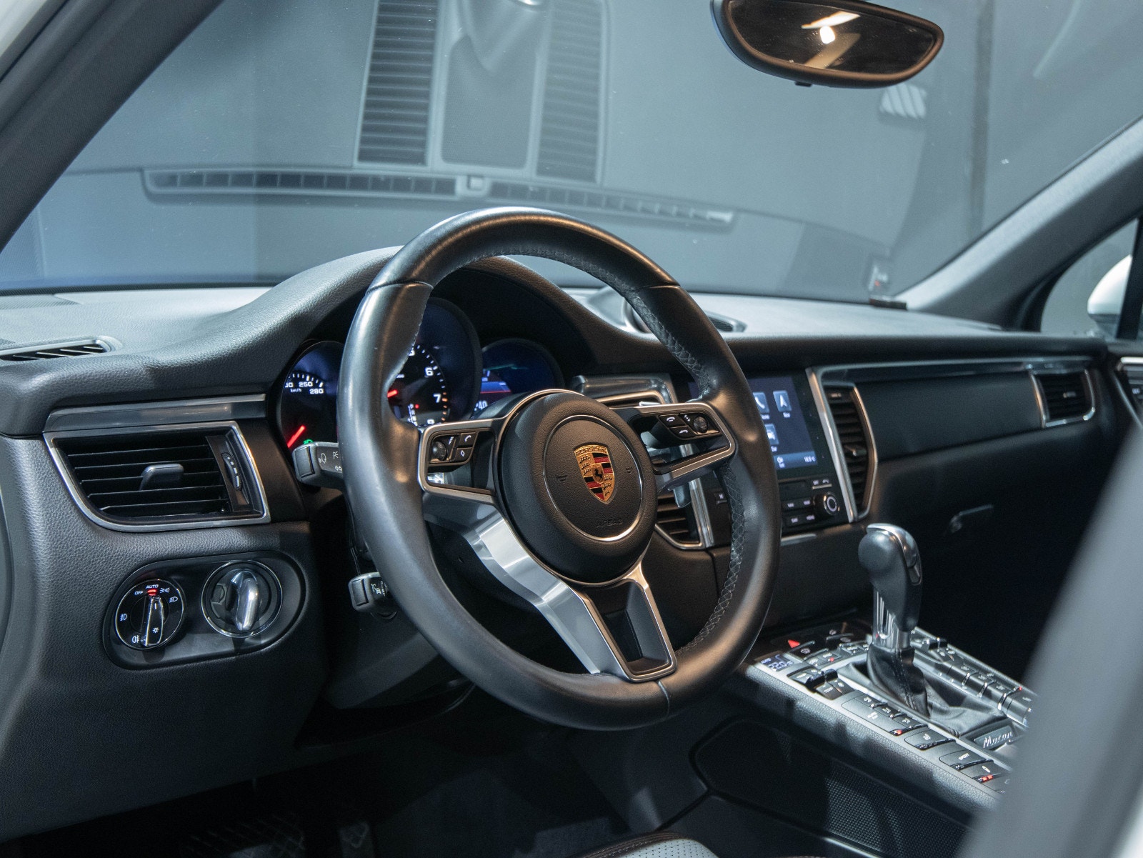 Porsche Macan PDK, 7-trins, 252ps, 2017