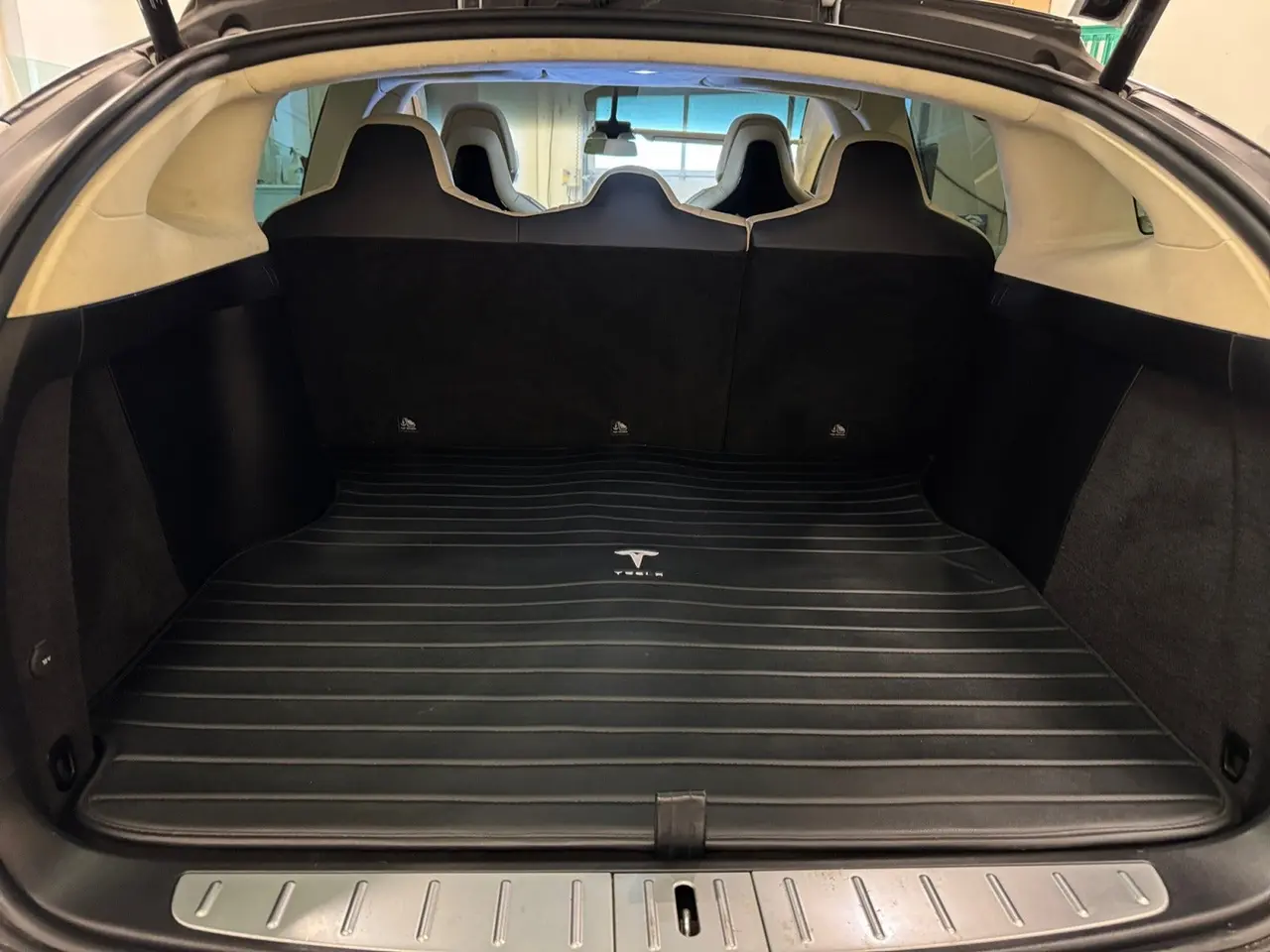 Tesla Model X 75D, 525hk, 2017