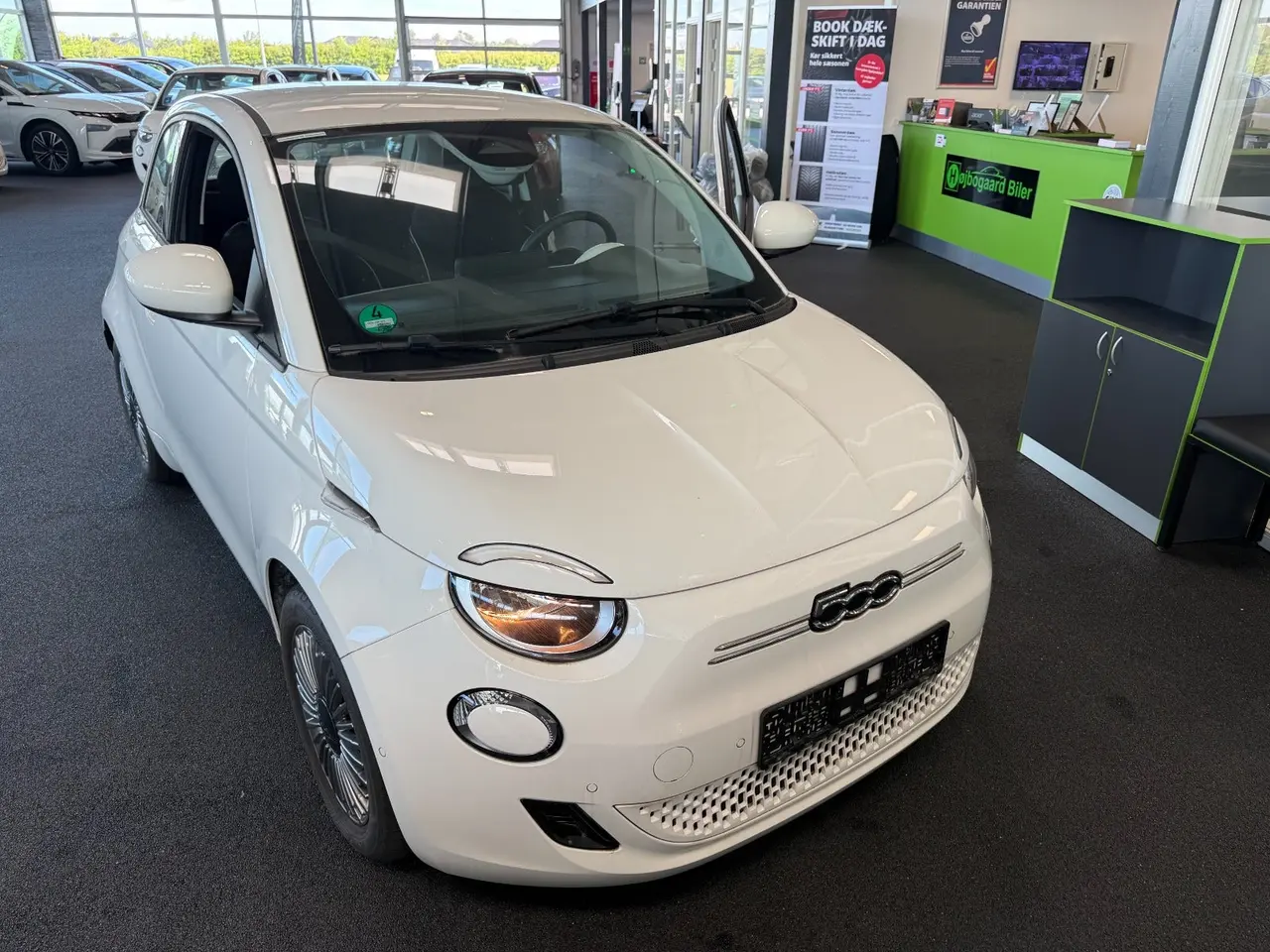 Fiat 500e 42 kWh, 118ps, 2023