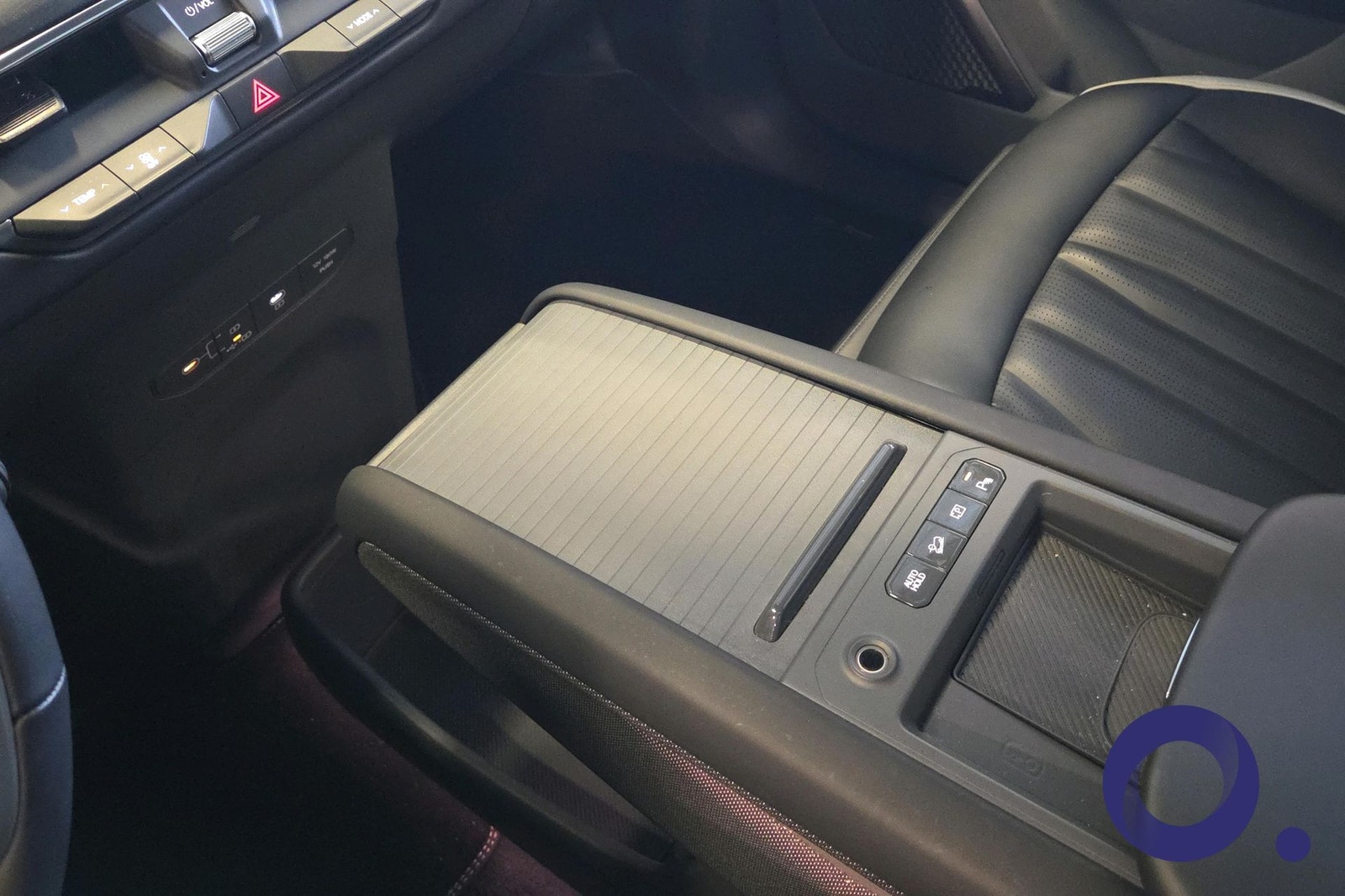 Kia EV9 AWD, 385hp, 2024