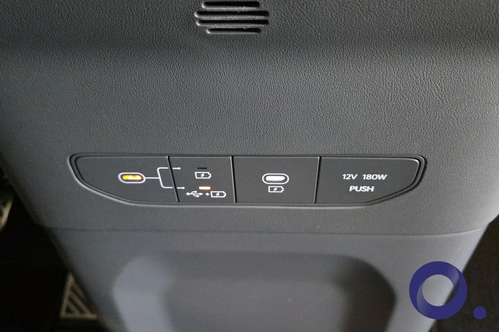 Kia EV9 AWD, 385hp, 2024