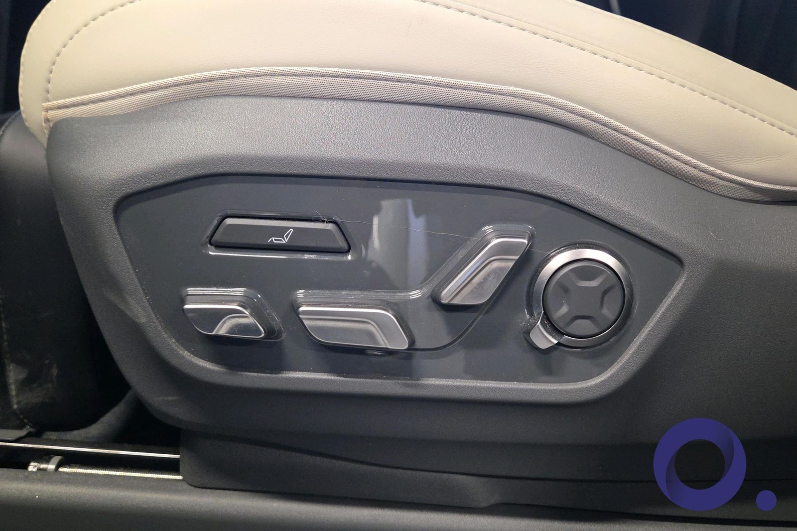 Kia EV9 AWD, 385hp, 2024