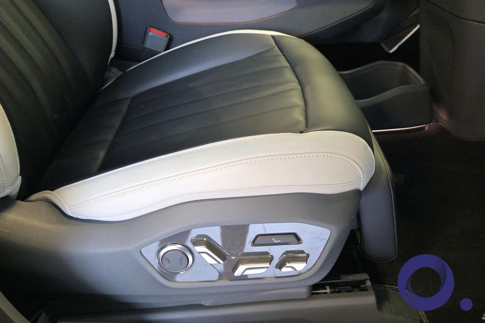 Kia EV9 AWD, 385hp, 2024
