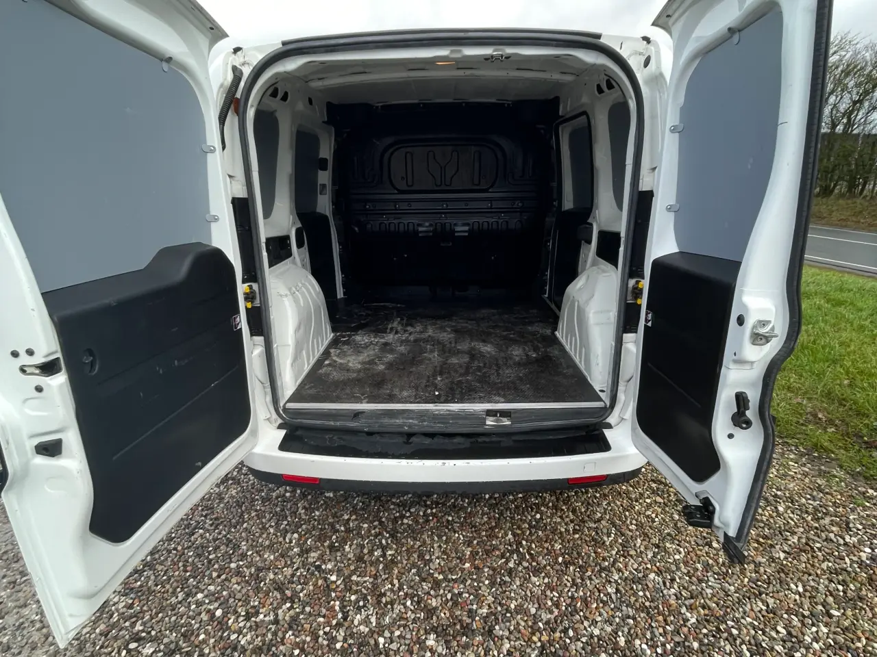 Fiat Doblò Combi 1.4 FIRE Manual, 5-trins, 95ps, 2016