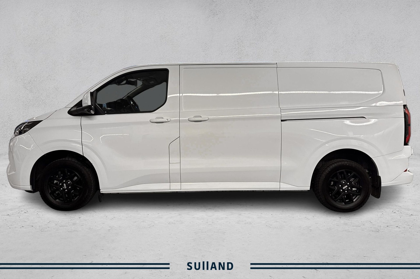 Ford E-Transit Custom 320 82.5 kWh, 218ps, 2024