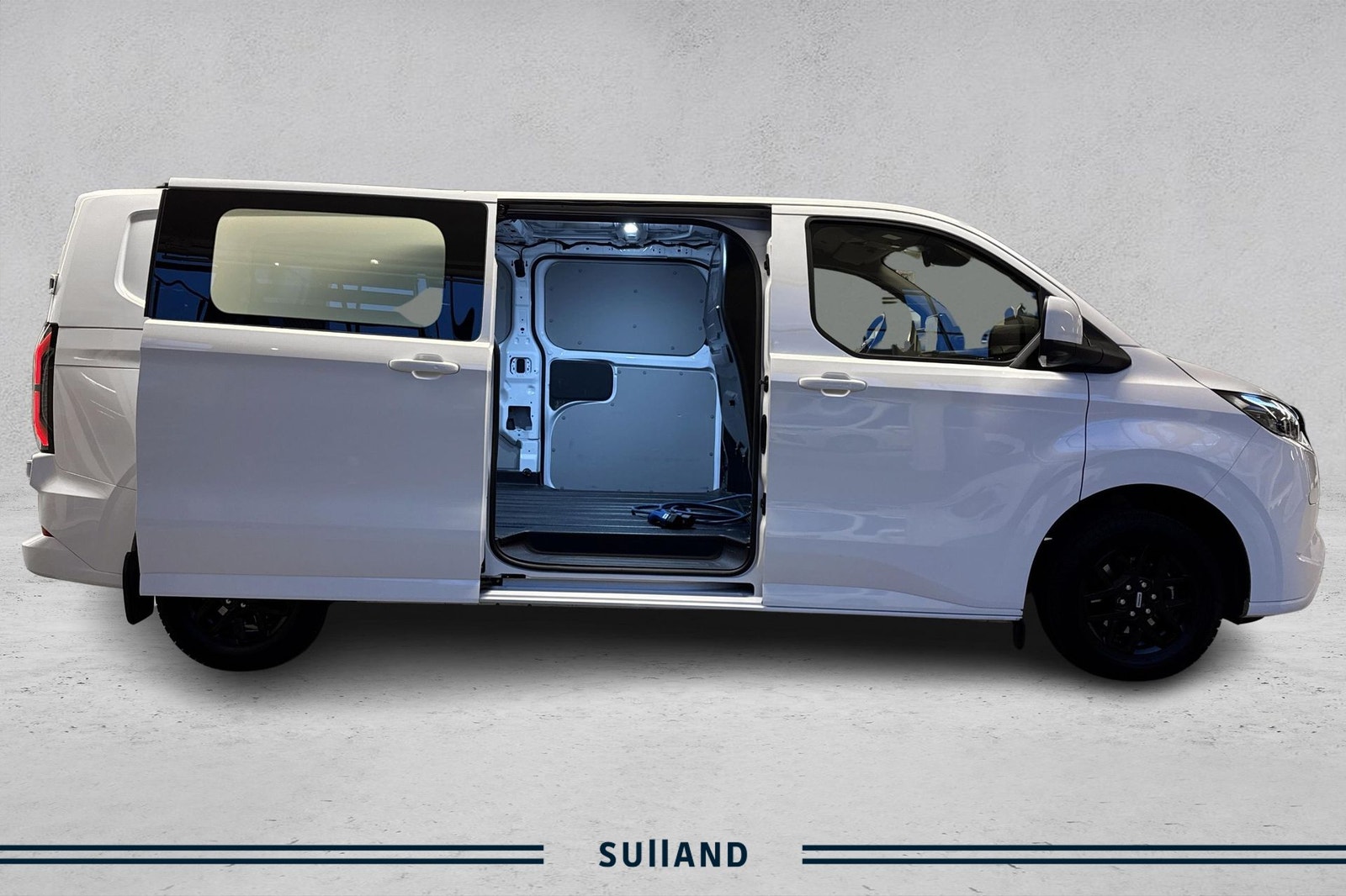 Ford E-Transit Custom 320 82.5 kWh, 218ps, 2024