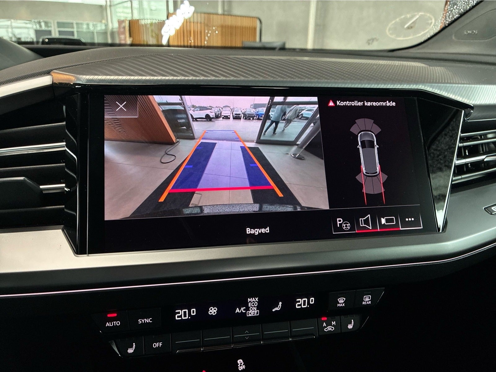 Audi Q4 40 e-tron, 204ps, 2023