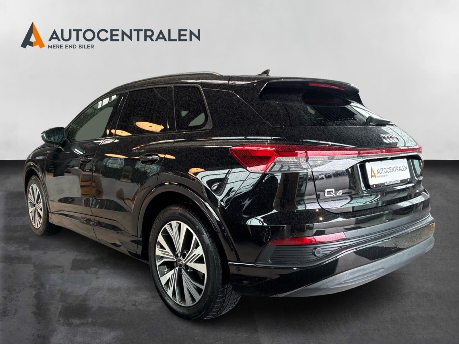 Audi Q4 40 e-tron, 204ps, 2023