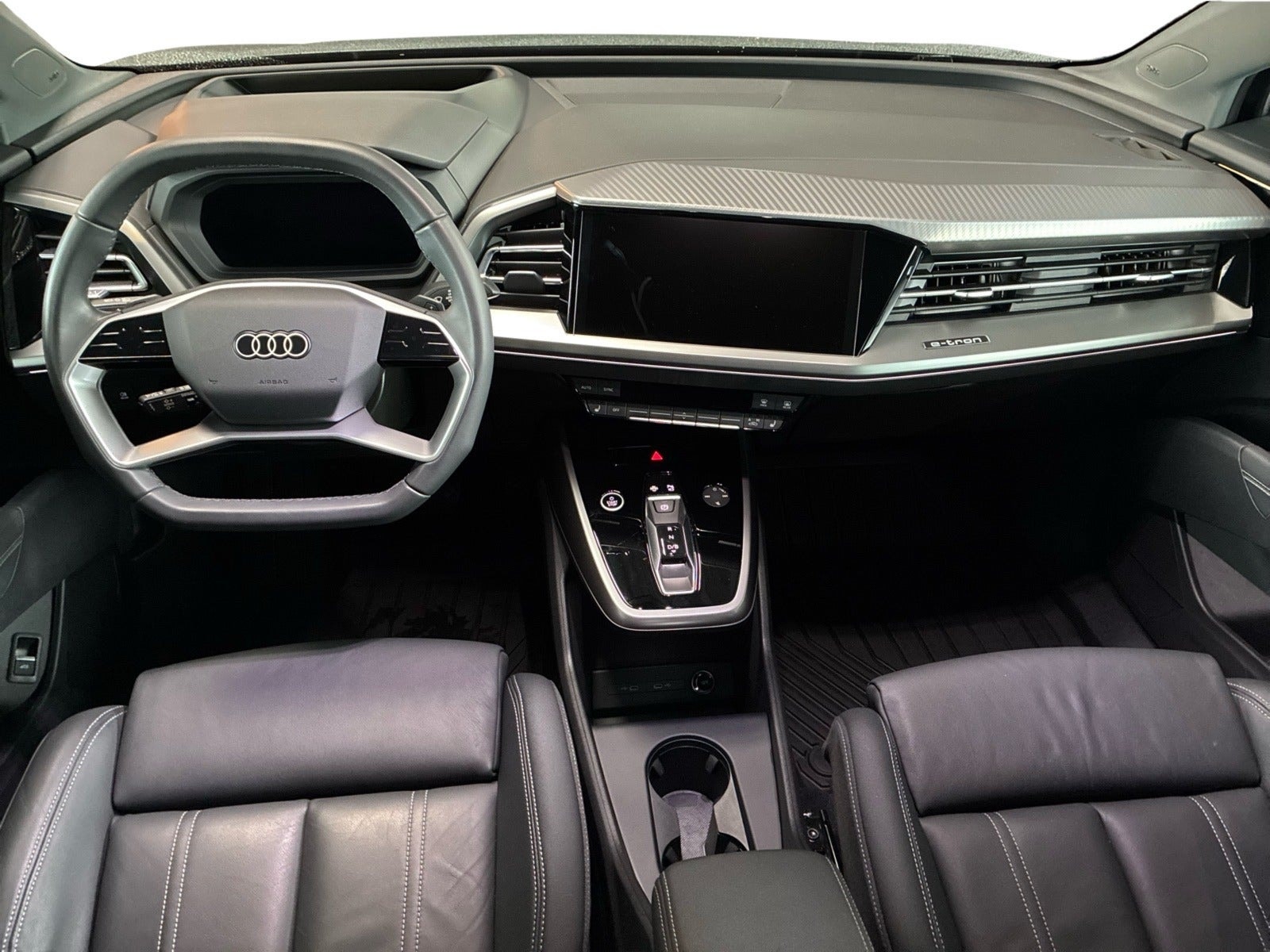 Audi Q4 40 e-tron, 204ps, 2023