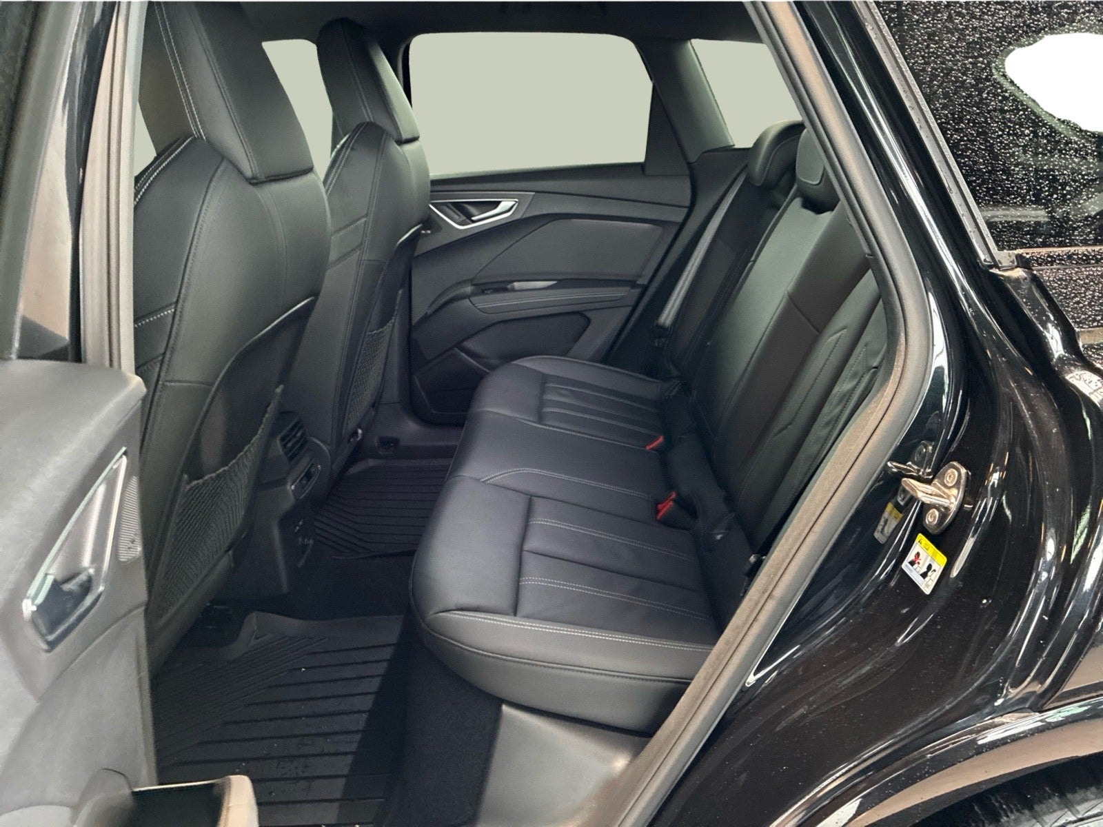 Audi Q4 40 e-tron, 204ps, 2023