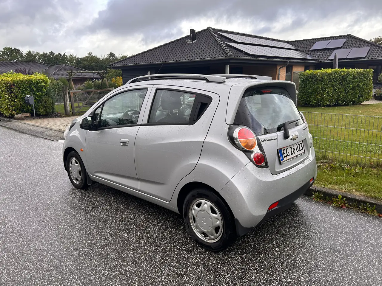 Chevrolet Spark 1.0 Manual, 5-trins, 68ps, 2011