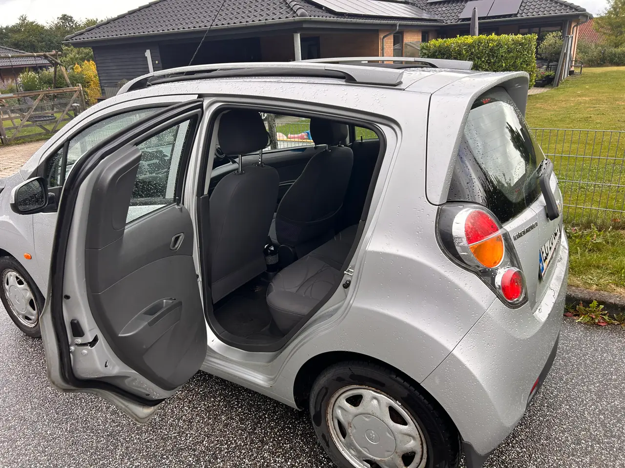 Chevrolet Spark 1.0 Manual, 5-trins, 68ps, 2011