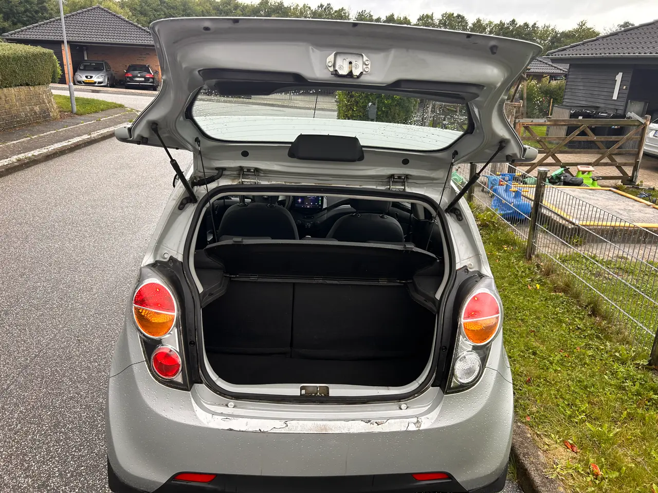 Chevrolet Spark 1.0 Manual, 5-trins, 68ps, 2011