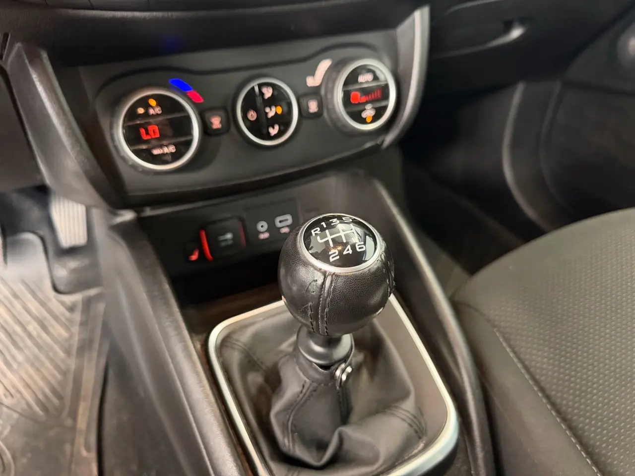 Fiat Tipo 1.6 Multijet  Manual, 6-trins, 120ps, 2017