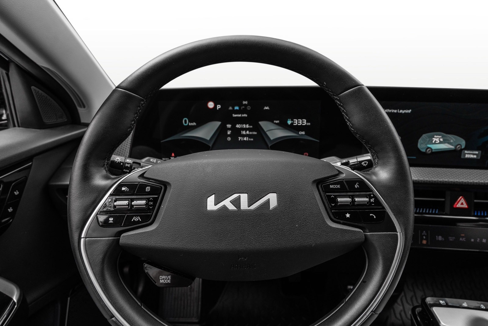 Kia EV6 77.4 kWh, 228hp, 2022