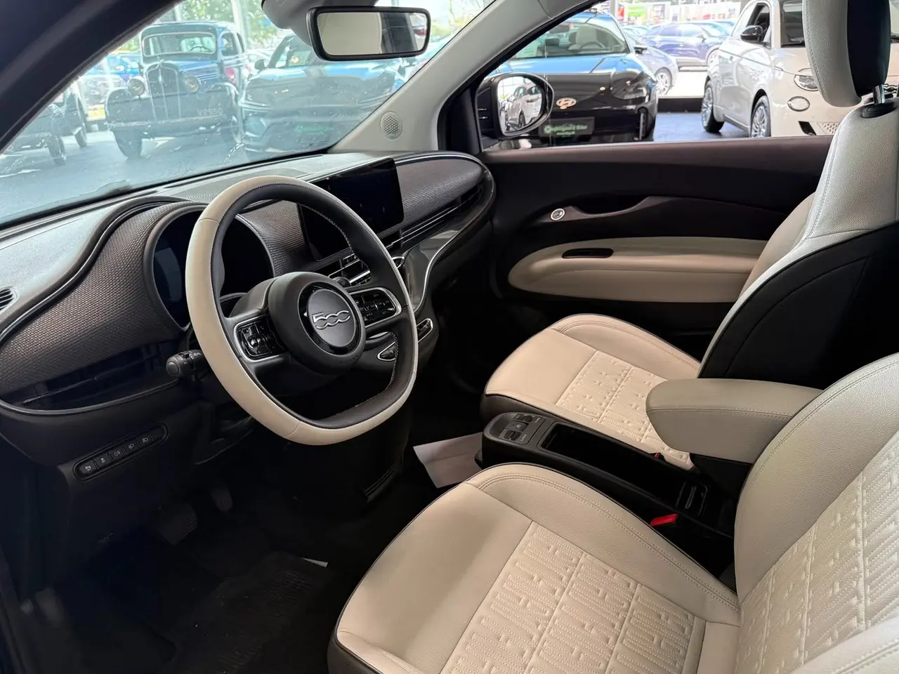 Fiat 500e 42 kWh, 118hp, 2022