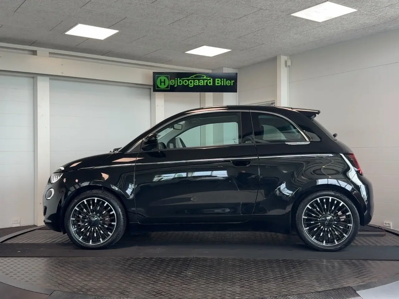 Fiat 500e 42 kWh, 118hp, 2022
