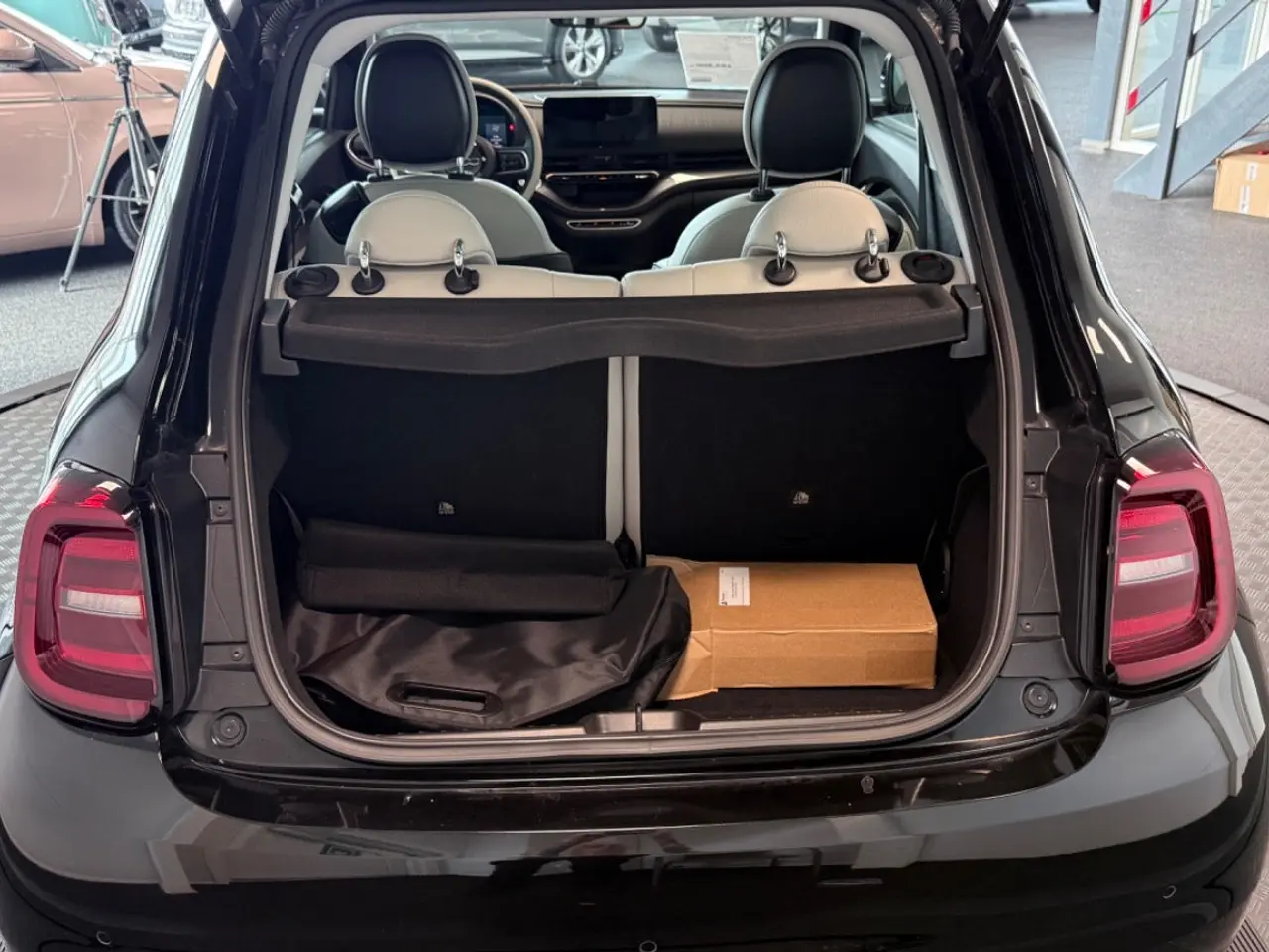 Fiat 500e 42 kWh, 118hp, 2022