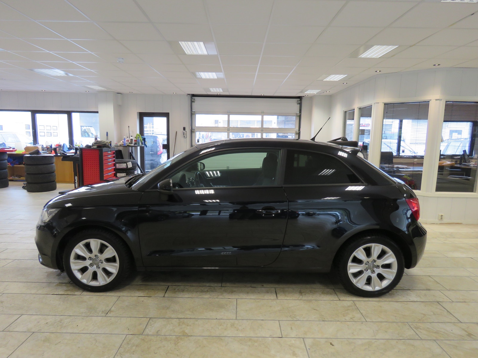 Audi A1 1.4 TFSI S Tronic, 122hp, 2011