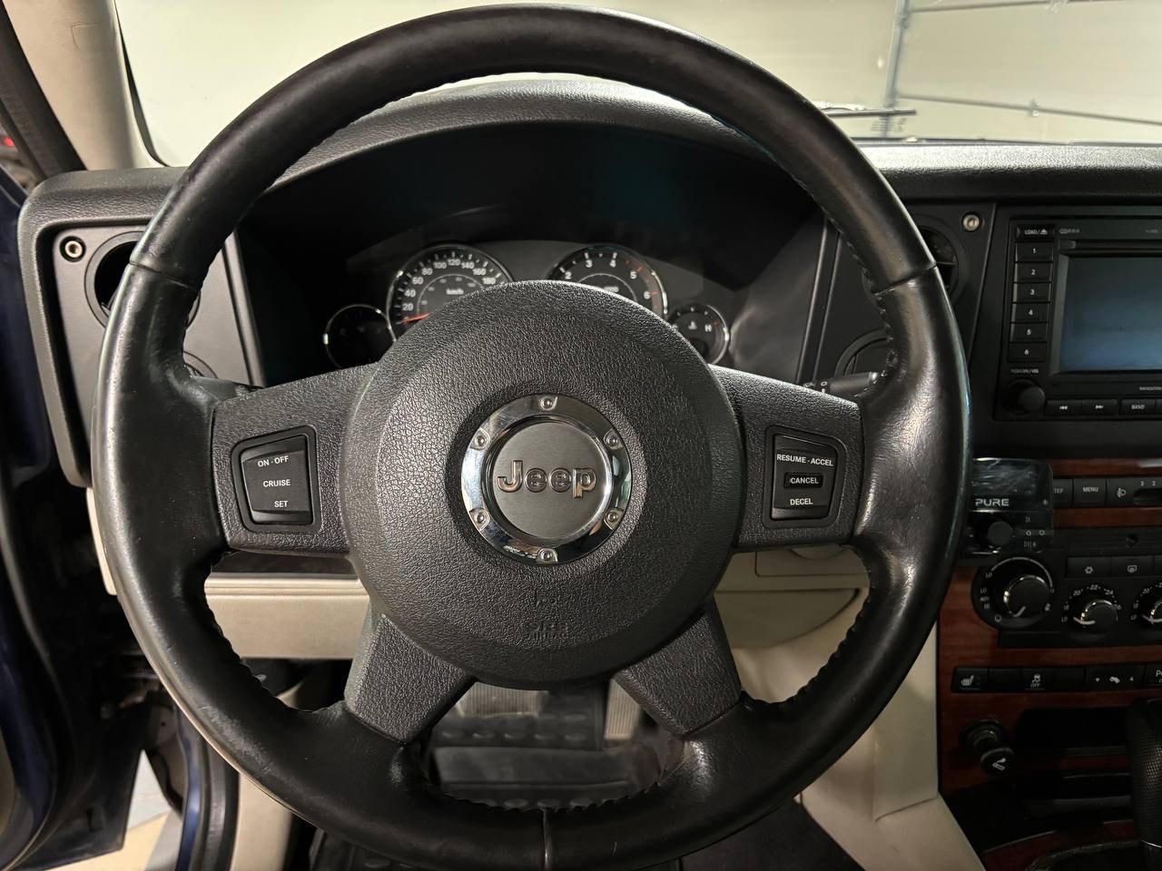 Jeep Commander 3.0 V6 CRD 4WD Automatisk, 5-trinn, 218hk, 2007