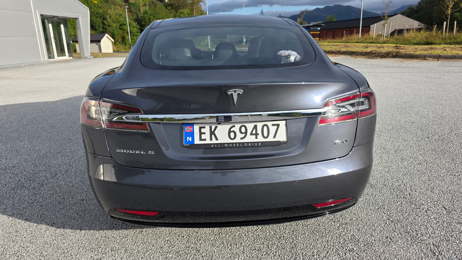 Tesla Model S 75D, 525ps, 2017