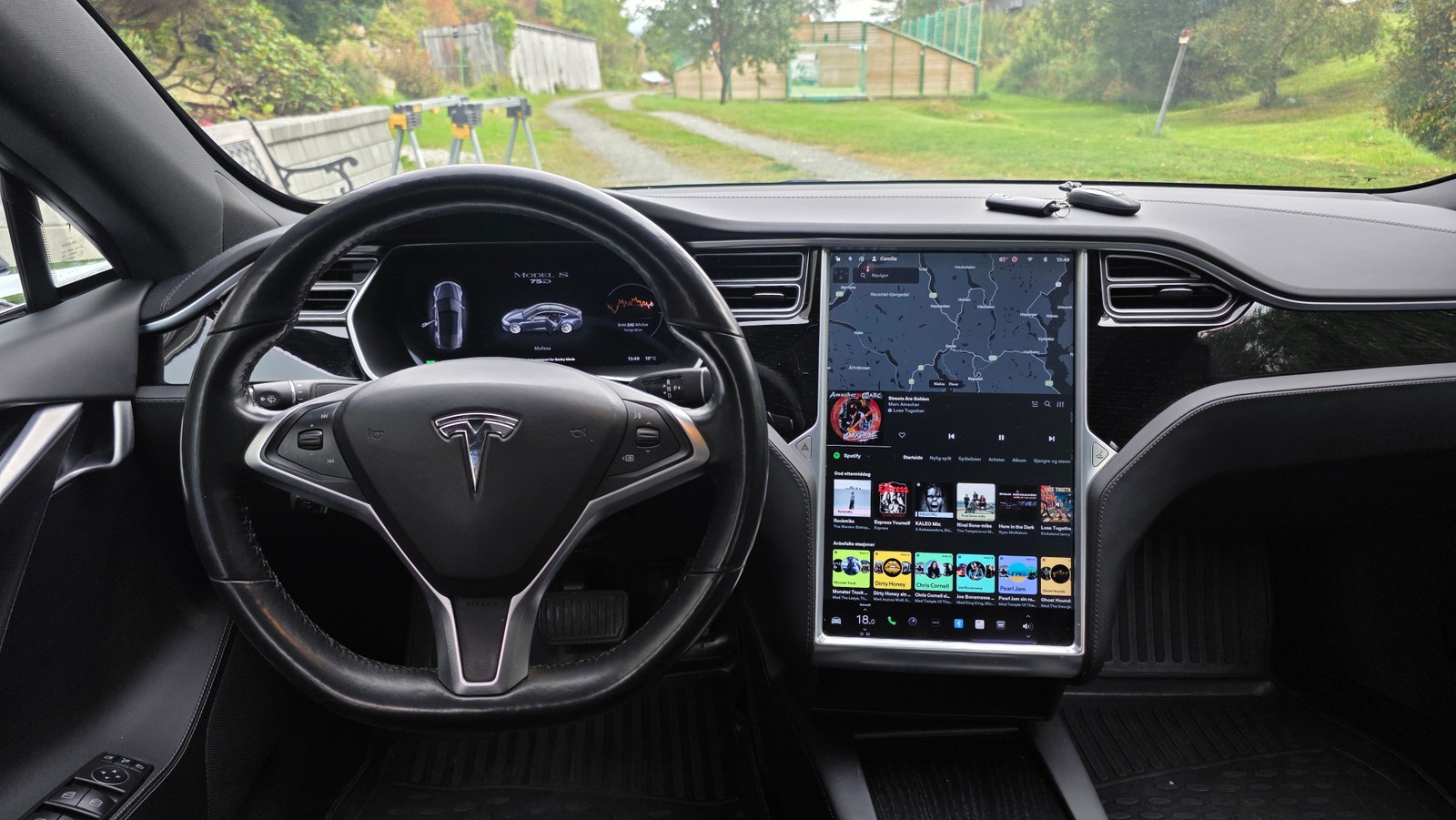 Tesla Model S 75D, 525ps, 2017