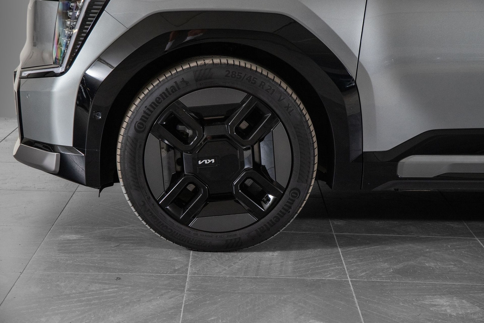 Kia EV9 AWD, 385hp, 2025