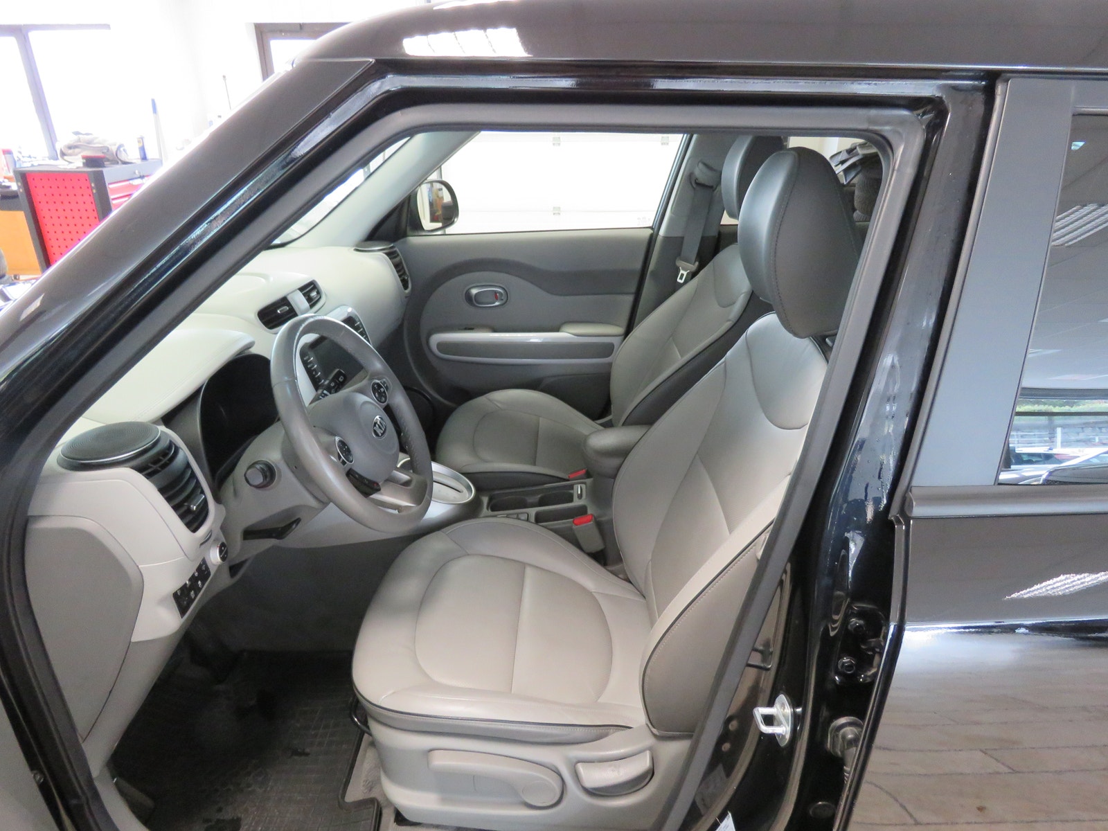 Kia Soul EV 30 kWh, 110hp, 2019