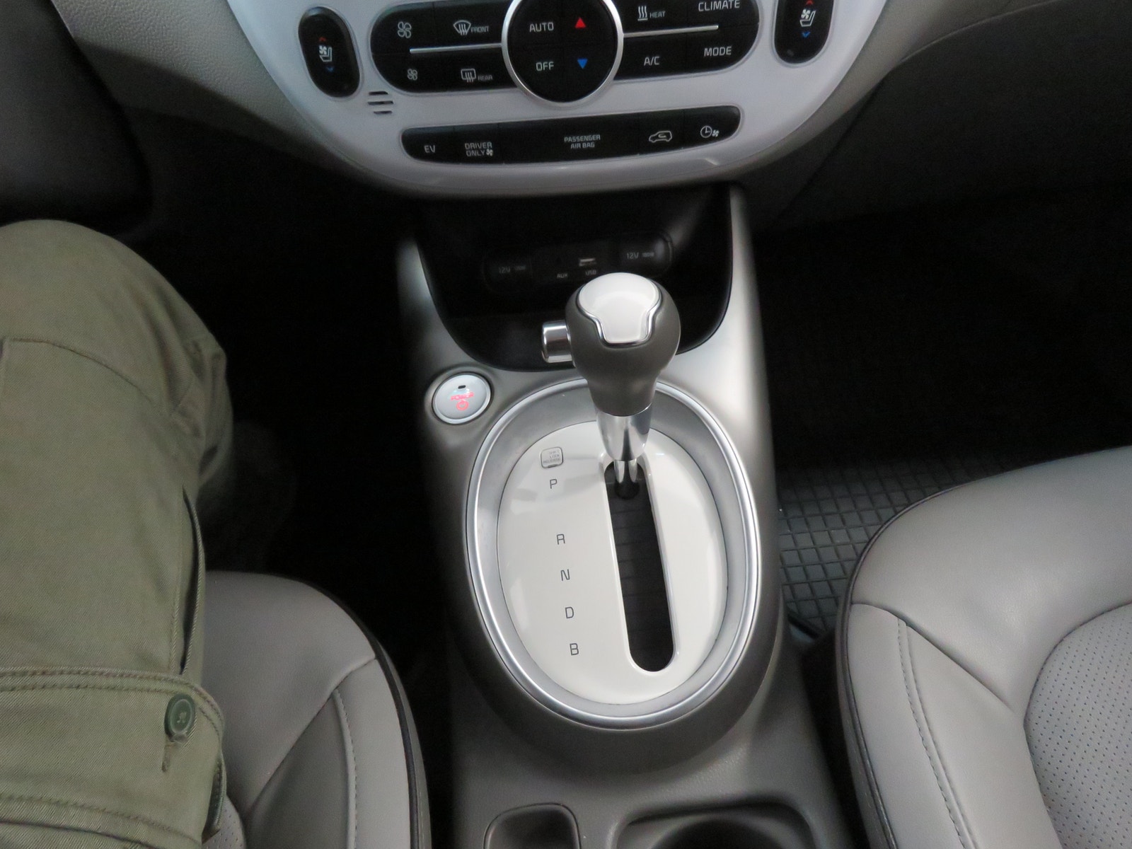 Kia Soul EV 30 kWh, 110hp, 2019