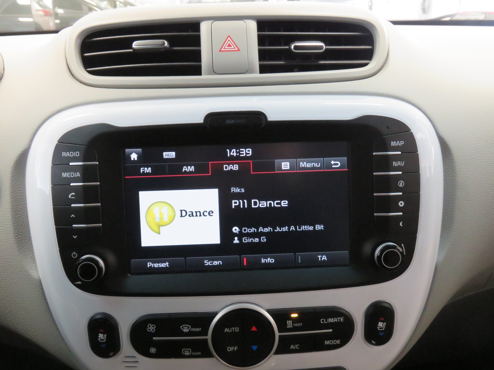 Kia Soul EV 30 kWh, 110hp, 2019